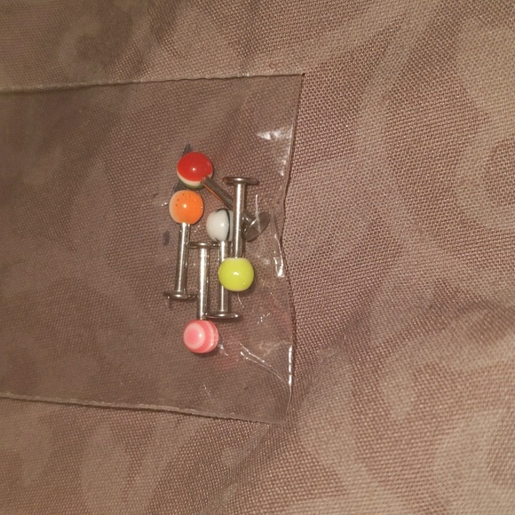 Labret Lip Body Piercing Body Piercings Jewelry - Picture 5 of 5